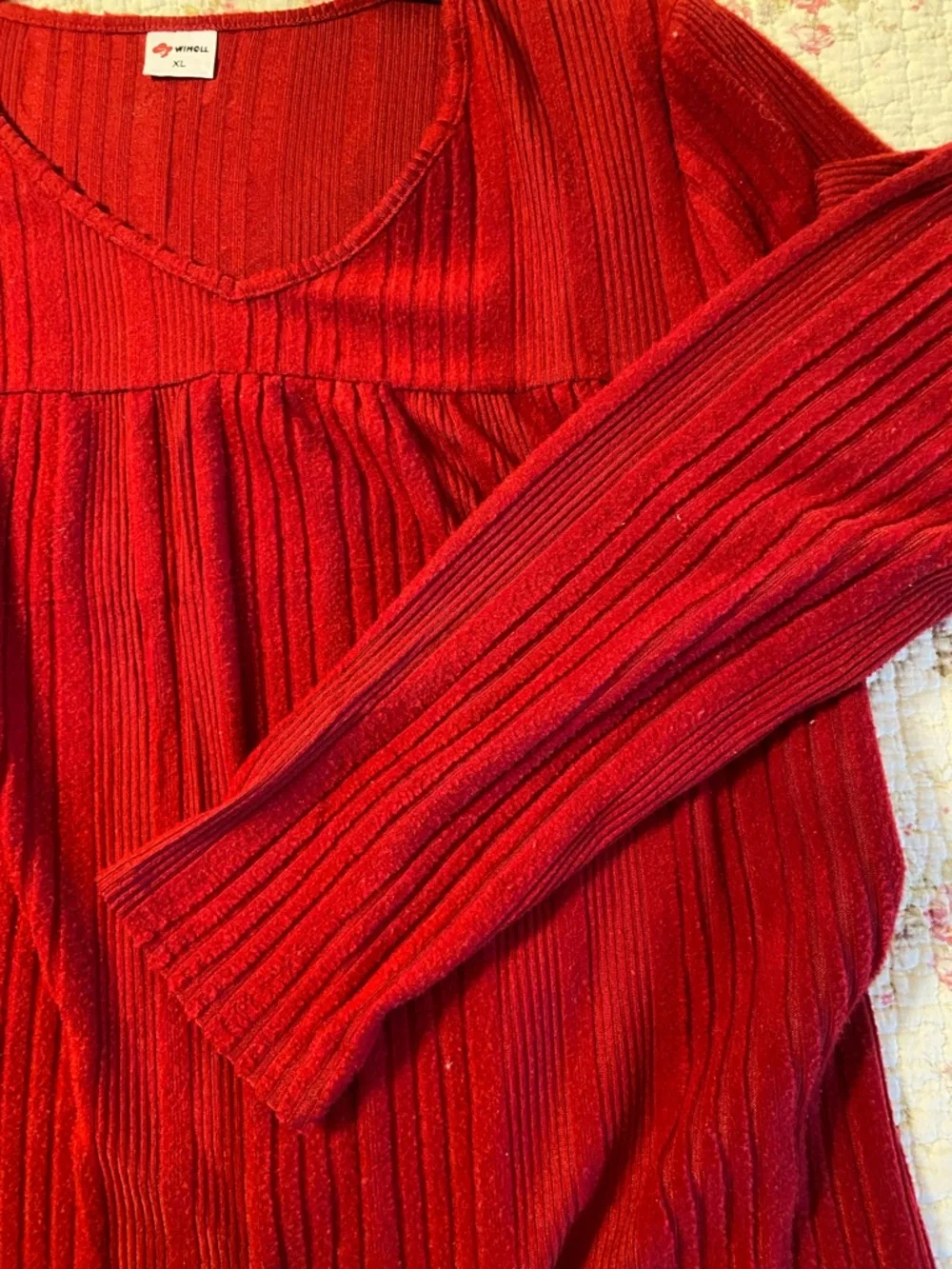 Red Rib Knit Tunic Top - Picture 3 of 6